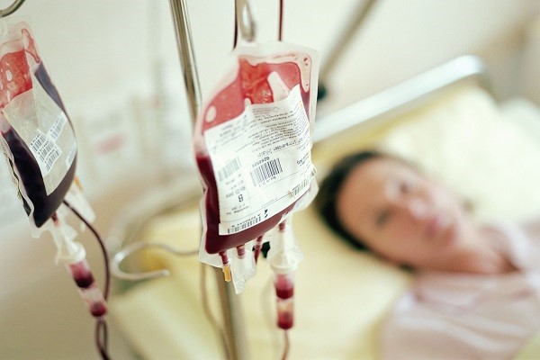 Truyền khối hồng cầu cho những bệnh nhân bị chảy máu nặng